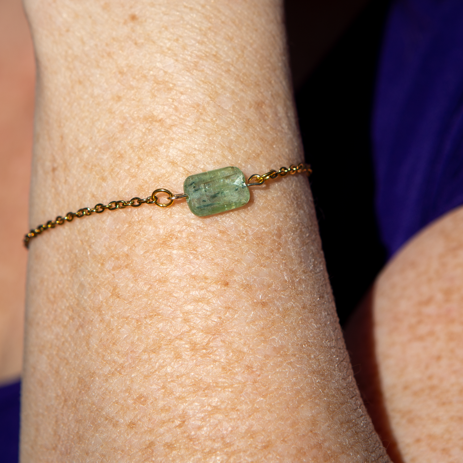 Kyanite - Dainty Chain Bracelet